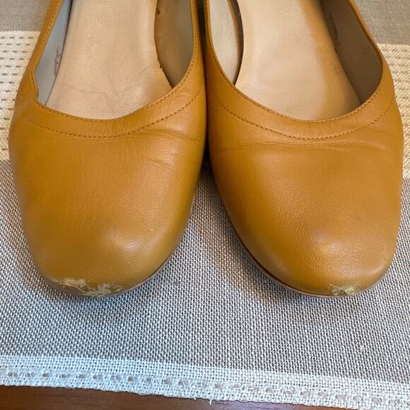 Everlane The Italian Leather Day Heel Shoes Yellow Slip-On Almond Toe Size 7.5 - Picture 5 of 9